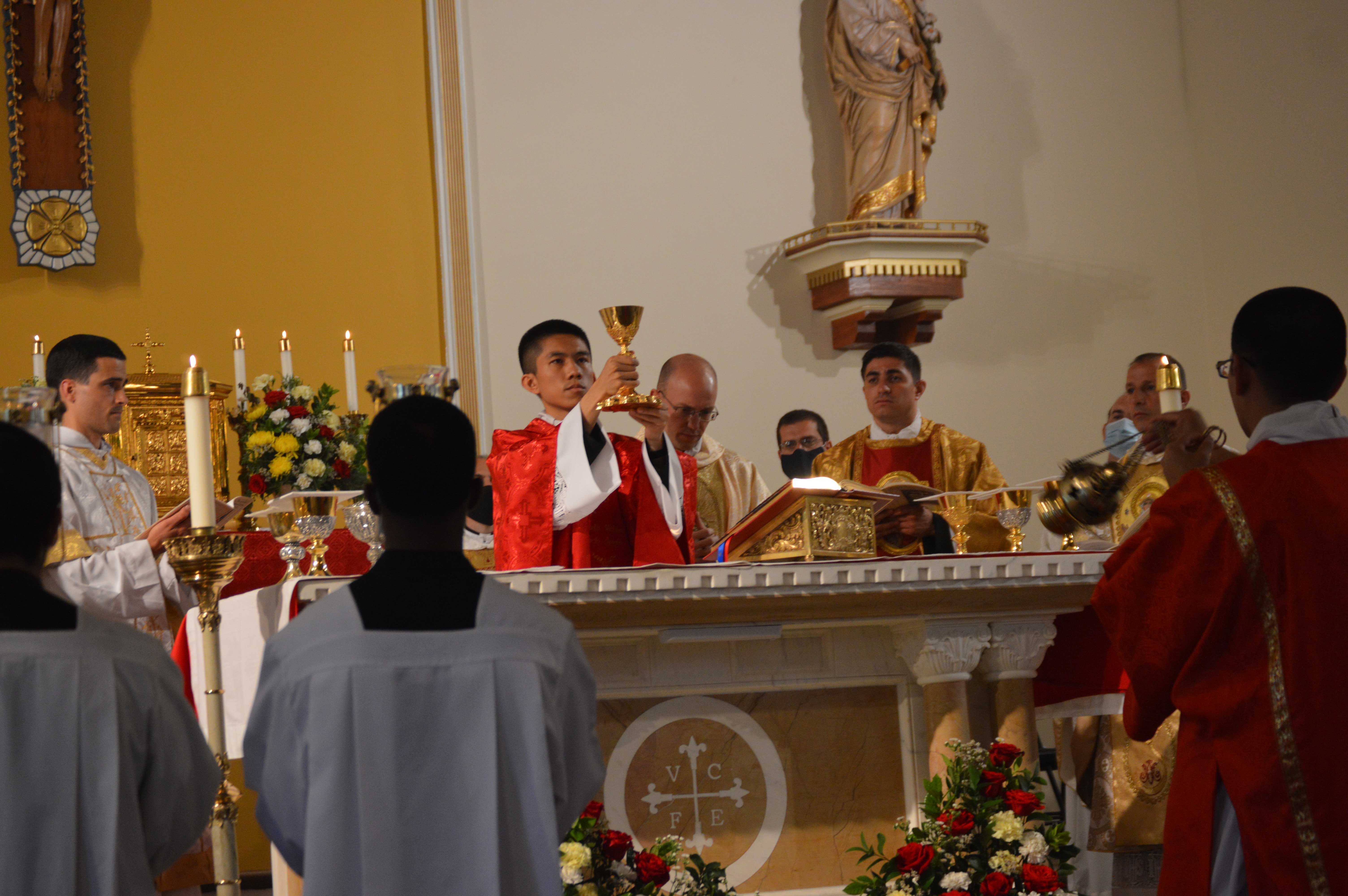 Fr. Peter Nguyens First Mass 5 - IVE America