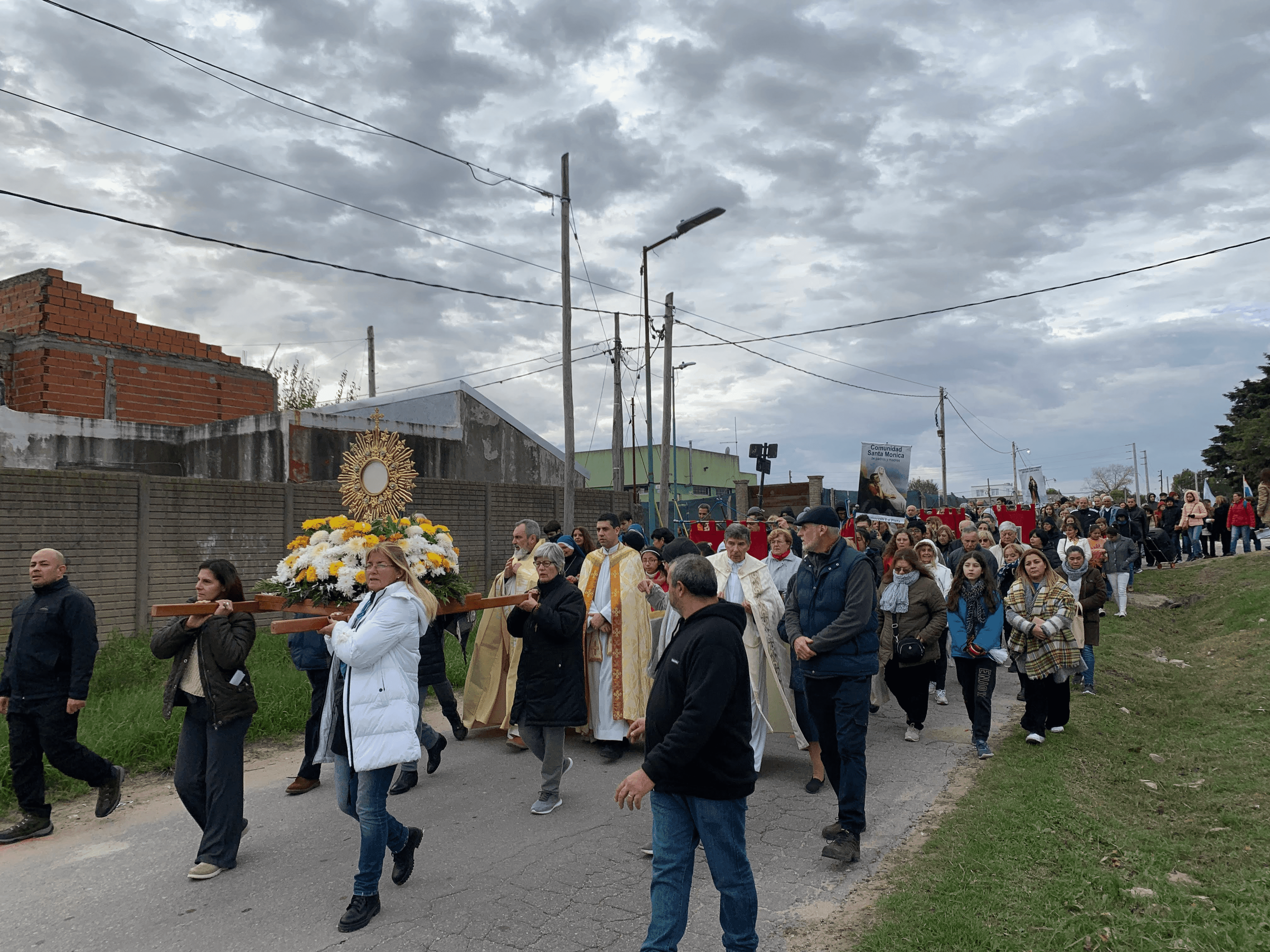 Nada Más Fácil… 1 1 CRISTO REY 00 - IVE America