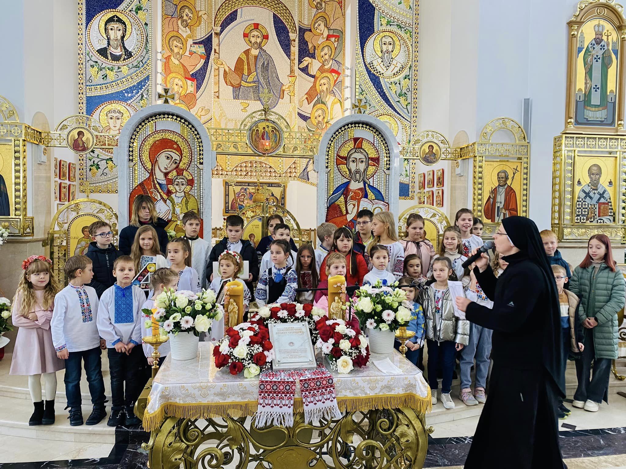 Ucrania 400o aniversario del martirio de San Josafat - IVE America